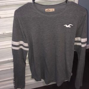 grey hollister baseball tee xs